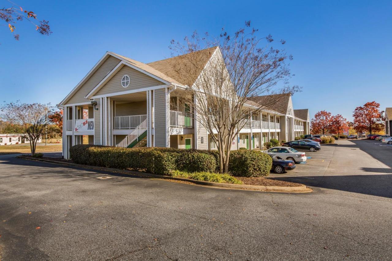 Hometowne Studios By Red Roof Spartanburg - Asheville Highway Southern Shops Buitenkant foto